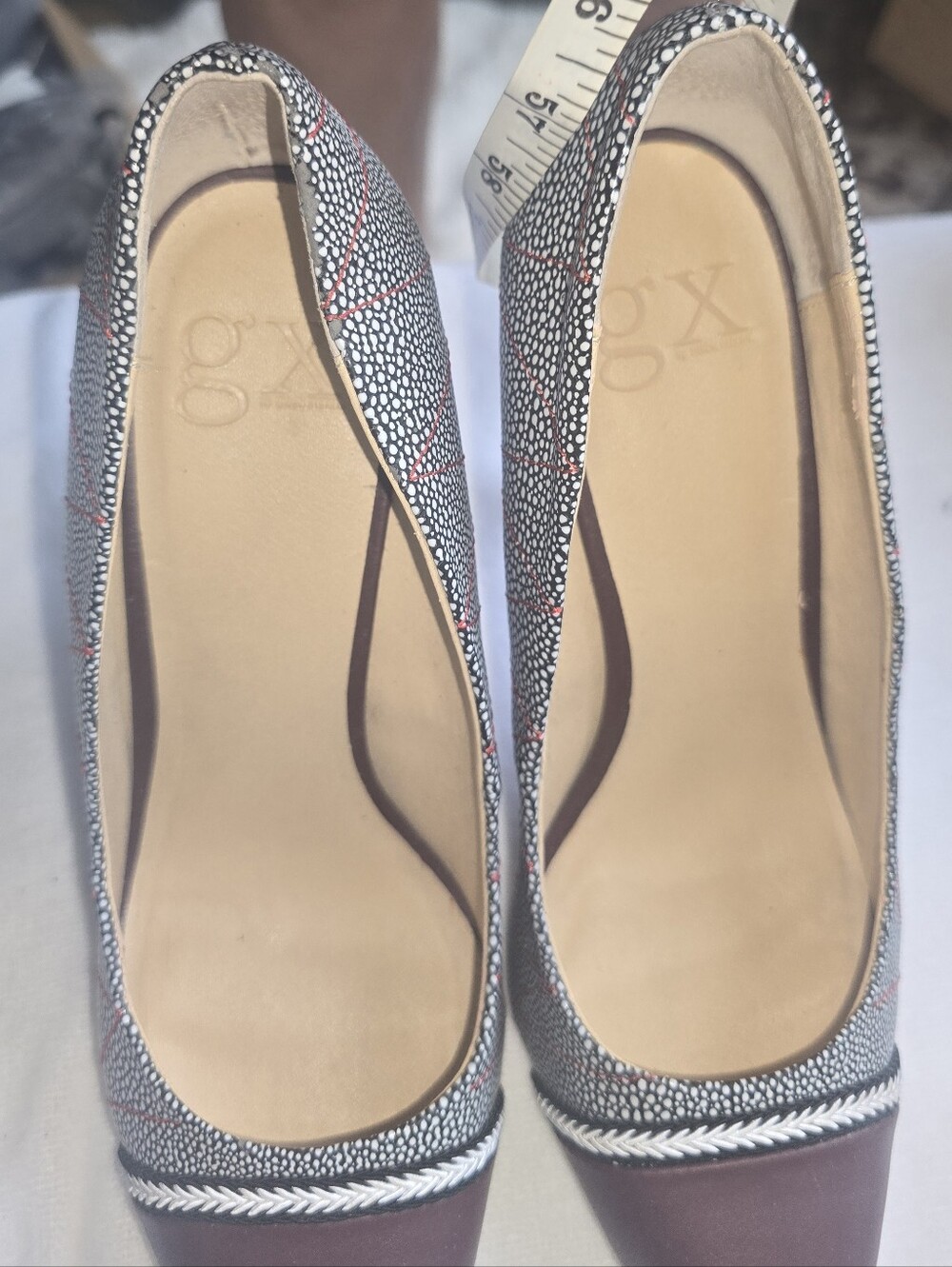 Black & White Patterned Women's Pumps by Gwen Stefani